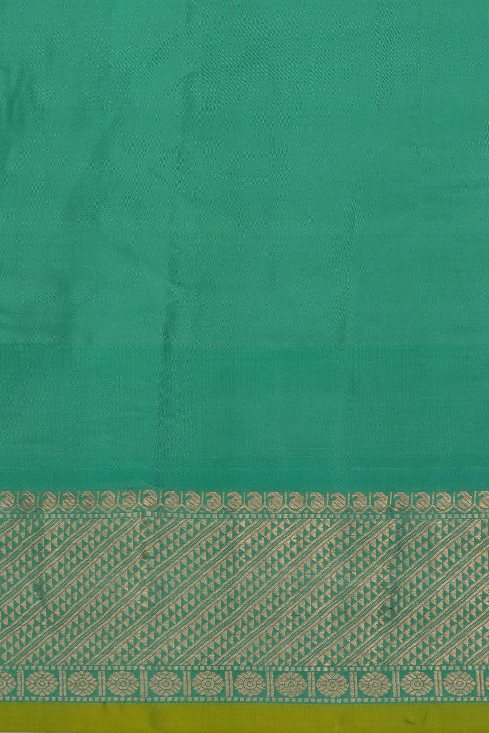 Image of Gadwal Silk Lavender Purple Saree